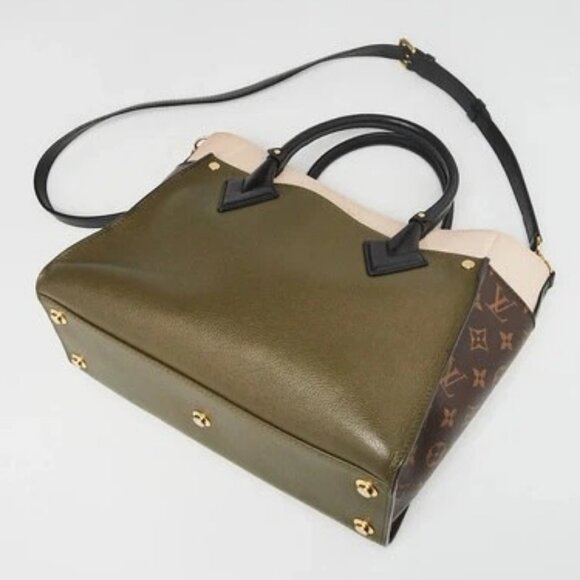 Louis Vuitton Laurel Leather And Monogram Canvas On My Side Bag - Picture 3 of 11